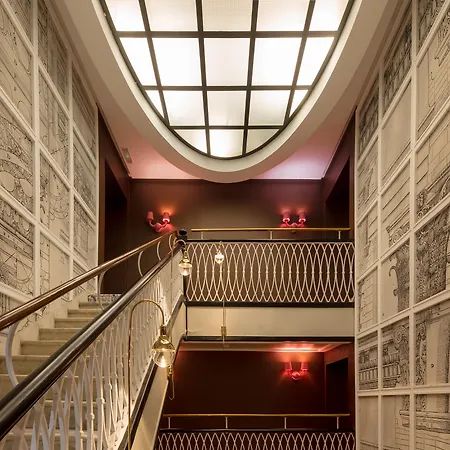 Sh Ingles Boutique Hotel