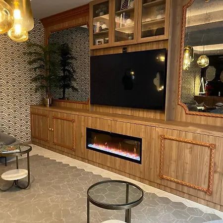 Sh Ingles Boutique Hotel