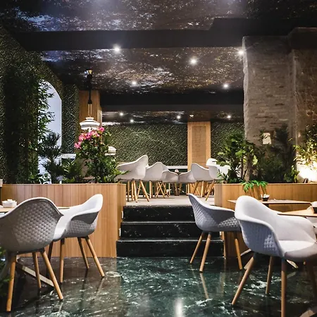 Sh Ingles Boutique Hotel