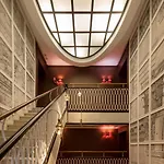 Sh Ingles Boutique Hotel